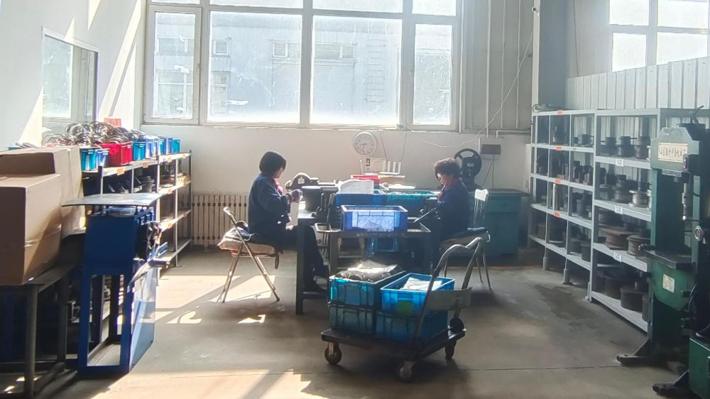 弹簧车间
